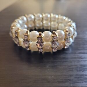 Gold crystal Rhinestone accents on white pearl
